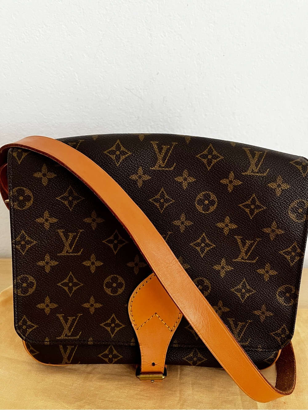 Louis Vuitton Monogram Cartouchiere Crossbody GM 1993 - Picture 3 of 17